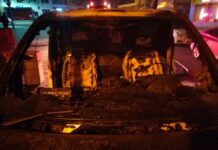 VIDEO. O mașină a luat foc pe strada Mănăstirii din Slatina.