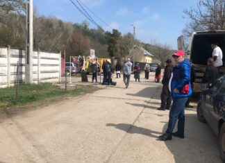 FOTO. Cât costă kilogramul de miel, în Târgul de la Slatina