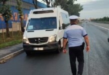 ACȚIUNE FULGER. Zeci de microbuze și autobuze, verificate de polițiști