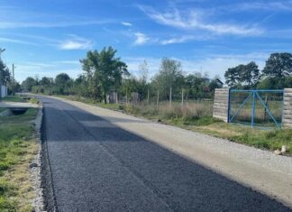 În Slatina se asfaltează