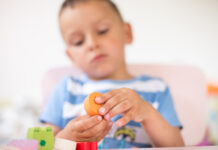 CAS OLT: Terapie decontată pentru copiii și adulții cu autism