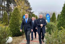 Ciucă a vorbit la Slatina despre candidatura sa la prezidenţiale