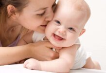 Vești bune pentru mămici. Ar putea ieși mai repede la pensie