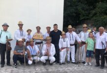 Călușarii din Dăbuleni, câștigătorii Trofeului Festivalului Internațional “Călușul Românesc”de la Caracal