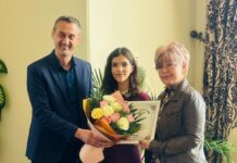 Eleva Dincă Anna Erika, de la Școala Gimnazială „Vlaicu Vodă”, premiată de Primăria Slatina