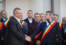 Nicolae Ciucă: ”Odată cu inaugurarea sistemului de aducțiune în Studina, Brastavățu și Grădinile, oferim tinerilor motive să rămână, să-și construiască un viitor în locurile natale„