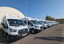 15 microbuze școlare ajung în localitățile din Olt