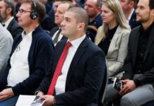 CORĂBIANUL MIHAI DIACONU, ADMINISTRATOR AL SC ELECTRICA SA