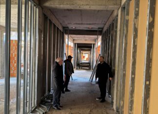 Doldurea și Pătran, în vizită pe șantierul viitoarei creșe din Caracal