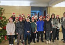 Colindătorii au ajuns la Consiliul Județean Olt