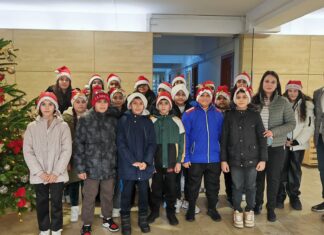 Colindătorii au ajuns la Consiliul Județean Olt