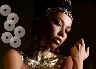 O statuie și sute de monede cu Cleopatra – o nouă descoperire arheologică din Egiptul Antic