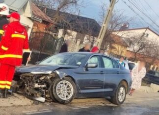 Directorul DSVSA Olt, implicat într-un eveniment rutier. Două mașini au fost avariate