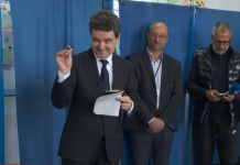 Nicuşor Dan a votat în orașul natal, Făgăraş