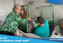 Siminica Mirea, cadouri pentru copiii din Spitalul Slatina