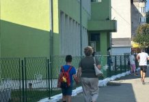Olt: Câți elevi încep școala?