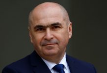 Guvernul decide până la finalul săptămânii procedura de adoptare a legilor privind reforma administrației și relansarea economică