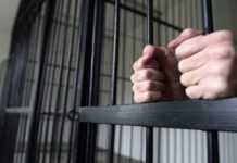 Bărbat din Olt, reținut pentru amenințări cu moartea și exhibitionism online