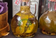 Din Oltenia în Grecia: un român a transformat munca de zilier în afacere cu plantații de măslini și portocali