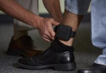 Bărbat din Olt arestat după ce ar fi încălcat ordinul de protecție și și-ar fi distrus dispozitivul de monitorizare