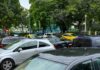 Slatina sufocată de mașini. Locurile de parcare au devenit o problemă zilnică pentru tot mai mulți locuitori