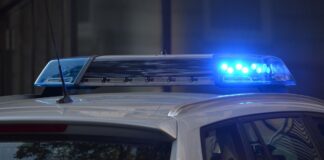Minor de 17 ani, reținut după ce ar fi încercat să smulgă lănțișorul unei femei din Slatina