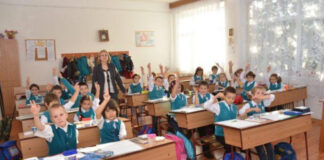 Prima minivacanță pentru elevi vine în octombrie. Când începe și câte zile libere vor avea