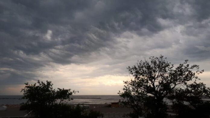 nori-si-ploaie-Radio-Constanta-850x479